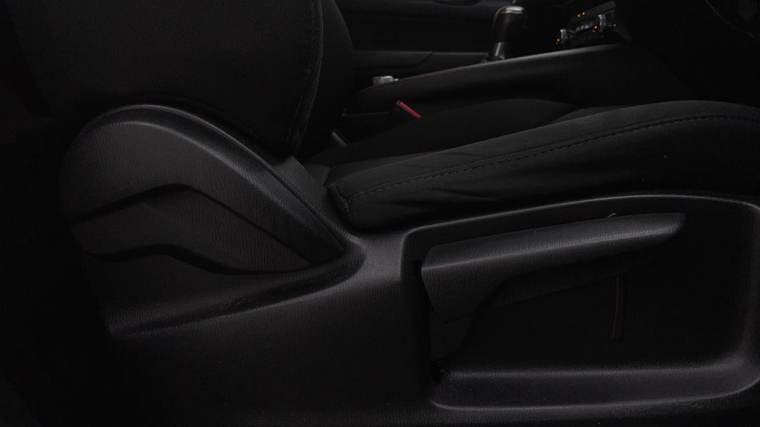 2018 Mazda CX-5 Maxx Sport (4x2) (5yr), Automatic, 133368 km, Drivers Side Adjustment Panel