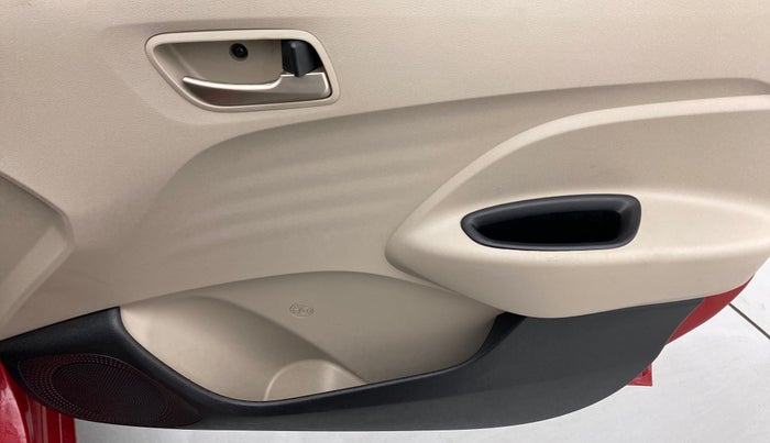 2020 Hyundai NEW SANTRO 1.1 SPORTS AMT, Petrol, Automatic, 9,631 km, Driver Side Door Panels Control