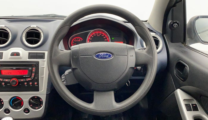 2013 Ford Figo 1.2 TITANIUM DURATEC, Petrol, Manual, 32,242 km, Steering Wheel