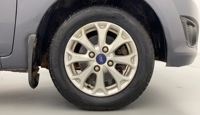 2013 Ford Figo 1.2 TITANIUM DURATEC, Petrol, Manual, 32,242 km, Right Front Wheel