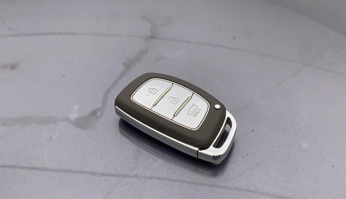 2013 Hyundai Grand i10 ASTA 1.2 KAPPA VTVT, Petrol, Manual, 27,167 km, Lock system - Keyless sensor not working