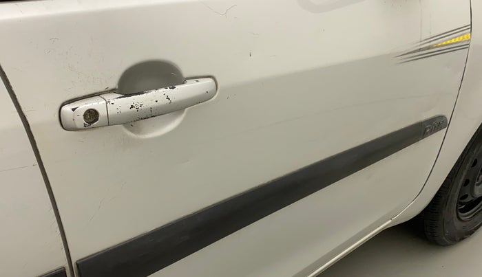 2011 Maruti Ritz VXI, Petrol, Manual, 1,06,726 km, Driver-side door - Minor scratches