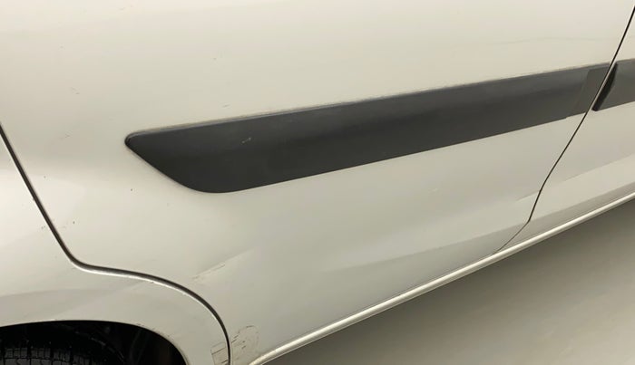 2011 Maruti Ritz VXI, Petrol, Manual, 1,06,726 km, Right rear door - Minor scratches
