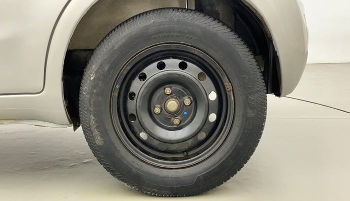 2011 Maruti Ritz VXI, Petrol, Manual, 1,06,726 km, Left Rear Wheel