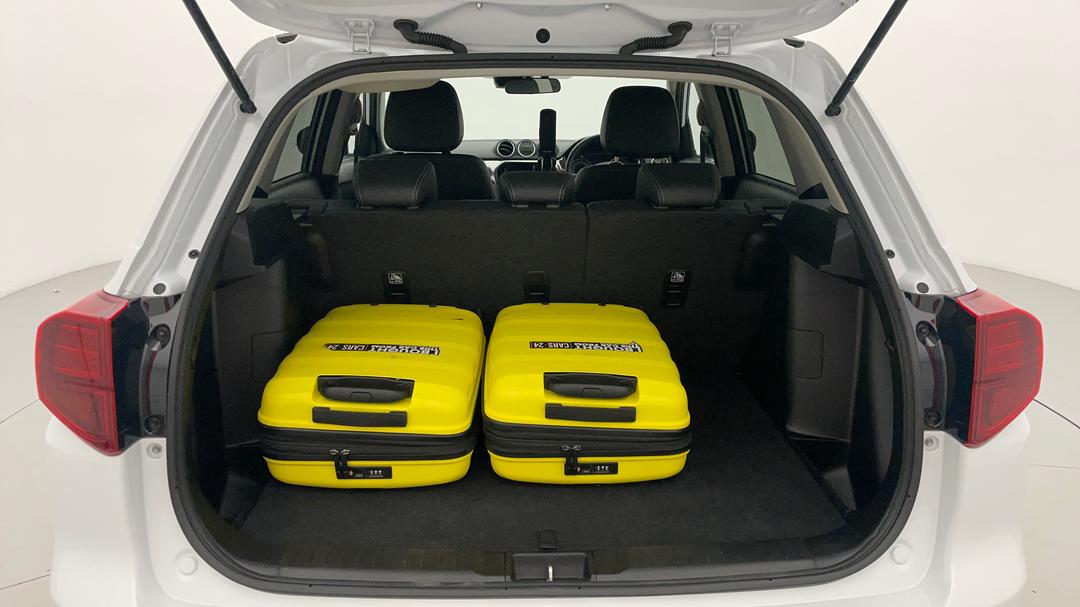 2023 Suzuki Vitara Turbo, Automatic, 4733 km, Boot Inside View with Luggage