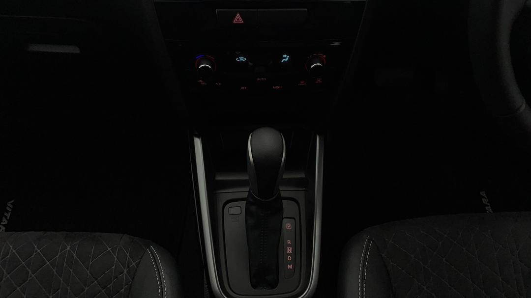 2023 Suzuki Vitara Turbo, Automatic, 4733 km, Gear Lever 