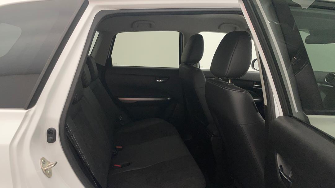 2023 Suzuki Vitara Turbo, Automatic, 4733 km, Right Side Rear Door Cabin View