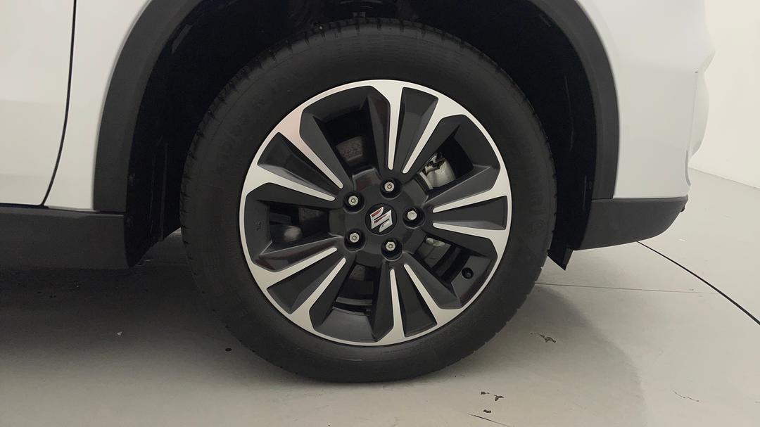 2023 Suzuki Vitara Turbo, Automatic, 4733 km, Right Front Wheel