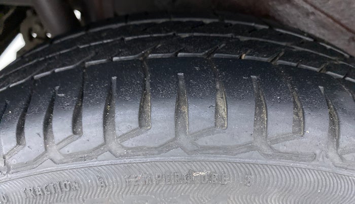 2014 Maruti Wagon R 1.0 VXI, Petrol, Manual, 17,744 km, Right Rear Tyre Tread