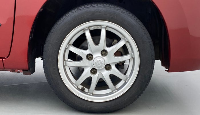 2014 Maruti Wagon R 1.0 VXI, Petrol, Manual, 17,744 km, Right Front Wheel