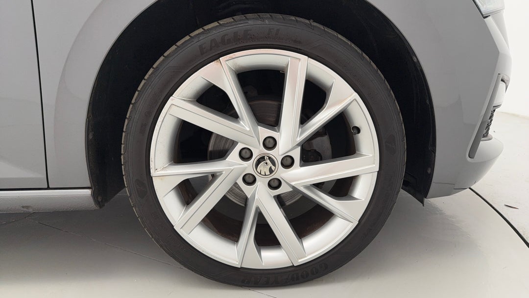 2022 SKODA Scala Ambition 85tsi, Automatic, 11203 km, Right Front Wheel