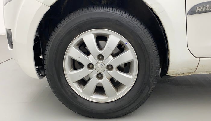 2011 Maruti Ritz ZXI, Petrol, Manual, 81,940 km, Left Front Wheel