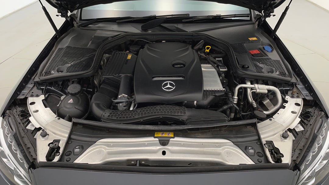 Open Bonnet (Engine)