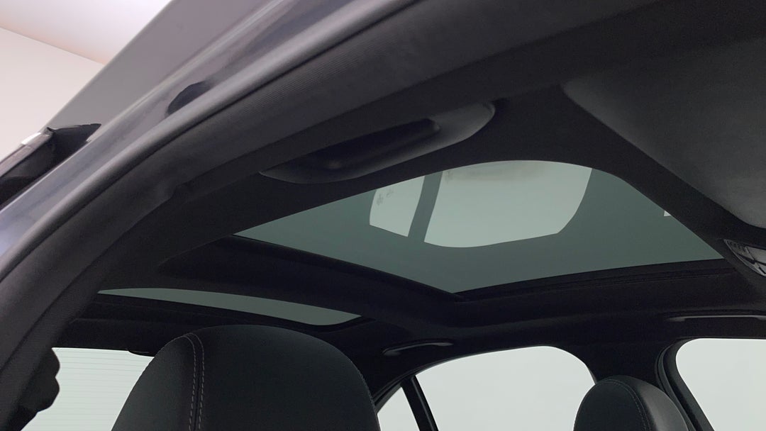 Interior Sunroof/Moonroof