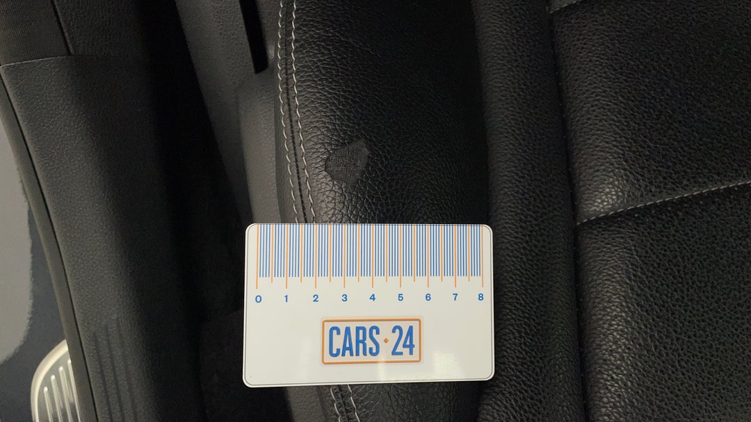 Seats Front RHS Wear