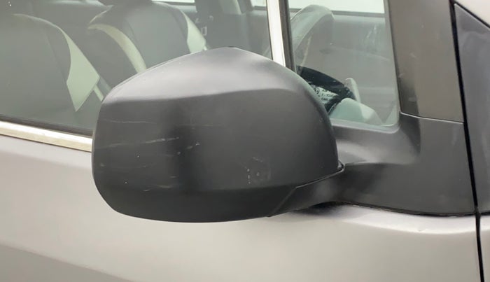 2012 Maruti Ritz ZXI, Petrol, Manual, 66,554 km, Right rear-view mirror - Minor scratches