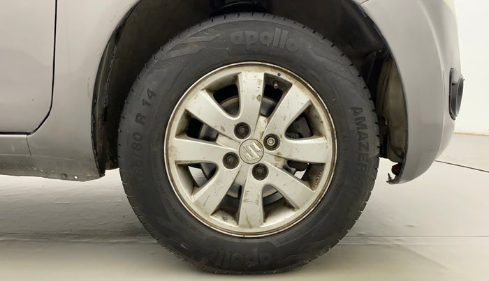 2012 Maruti Ritz ZXI, Petrol, Manual, 66,554 km, Right Front Wheel