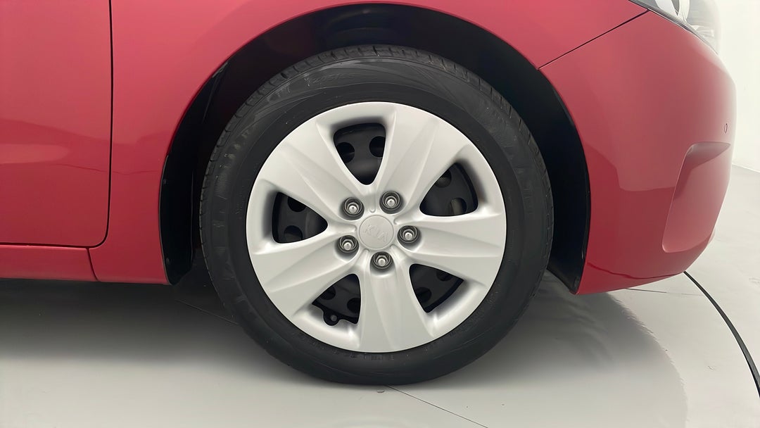 2018 Kia Cerato S, Automatic, 32182 km, Right Front Wheel