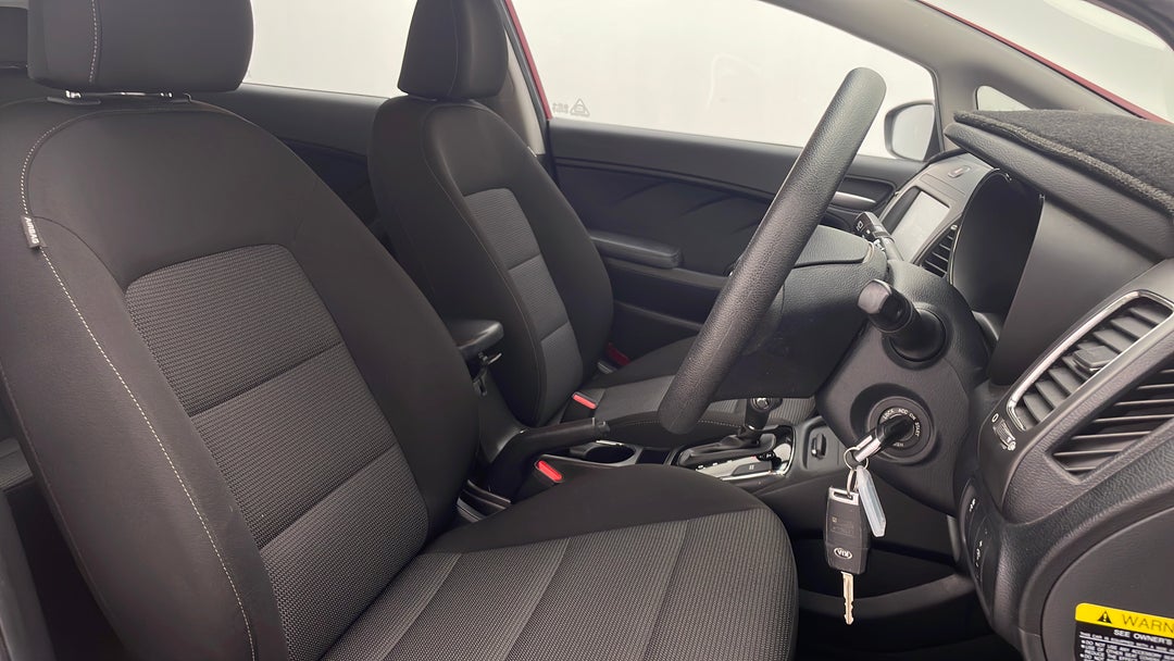 2018 Kia Cerato S, Automatic, 32182 km, Right Side Front Door Cabin View