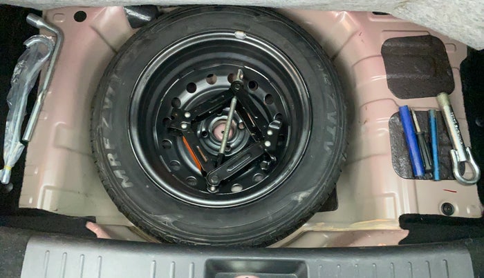 2017 Mahindra KUV 100 NXT K8 6 STR, Petrol, Manual, 16,648 km, Spare Tyre