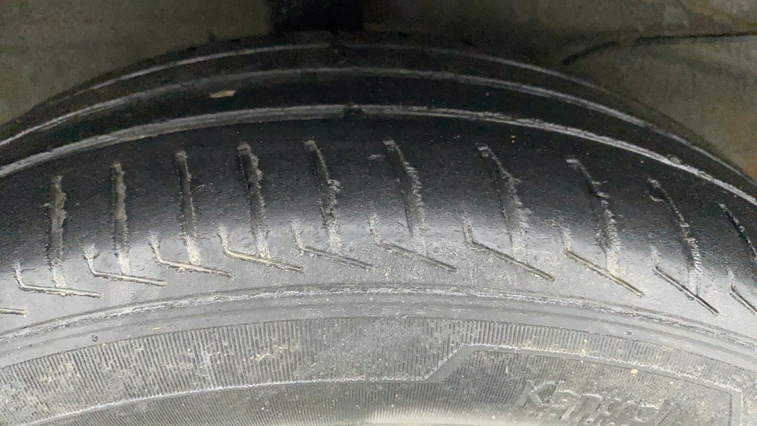 Right Rear Tyre Tread