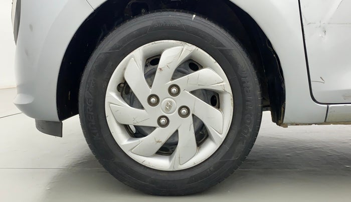 2019 Hyundai NEW SANTRO SPORTZ CNG, CNG, Manual, 68,865 km, Left Front Wheel