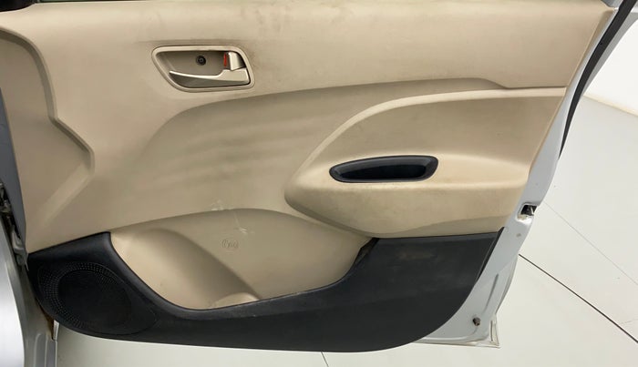 2019 Hyundai NEW SANTRO SPORTZ CNG, CNG, Manual, 68,865 km, Driver Side Door Panels Control