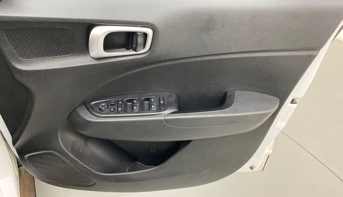2020 Hyundai VENUE SX 1.0 GDI IMT, Petrol, Manual, 24,854 km, Driver Side Door Panels Control