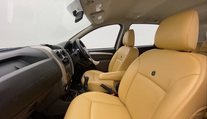 2017 Renault Duster RXZ 85 PS DIESEL, Diesel, Manual, 27,977 km, Right Side Front Door Cabin