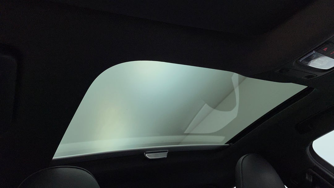 Interior Sunroof/Moonroof