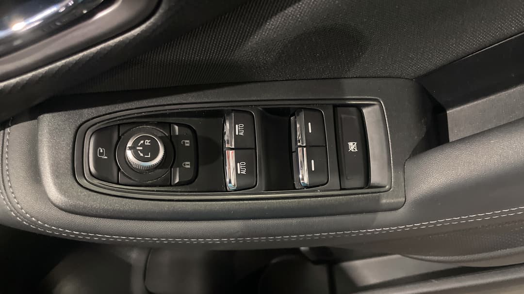2023 Subaru Forester Hybrid L (AWD), Automatic, 59992 km, Drivers Side Door Panel Controls