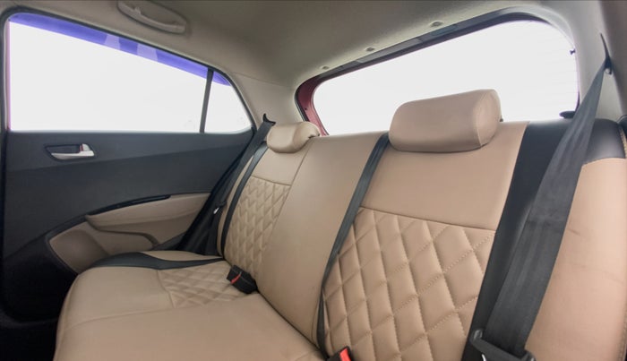 2016 Hyundai Grand i10 ASTA AT 1.2 KAPPA VTVT, Petrol, Automatic, 73,423 km, Right Side Rear Door Cabin