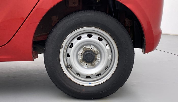 2016 Tata Tiago XE 1.2 REVOTRON, Petrol, Manual, 32,065 km, Left Rear Wheel