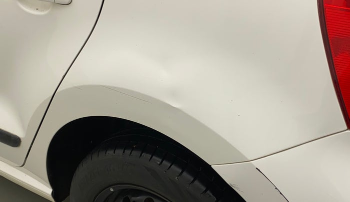 2017 Volkswagen Polo COMFORTLINE 1.2L, Petrol, Manual, 94,382 km, Left quarter panel - Minor scratches
