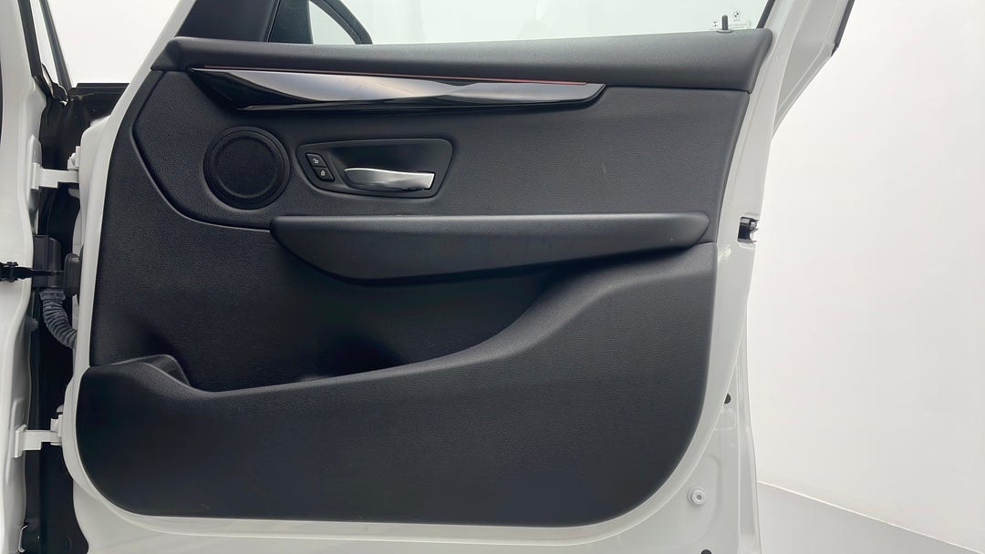 2014 BMW 2 18d Active Tourer Luxury Line, Automatic, 99200 km, Speaker View