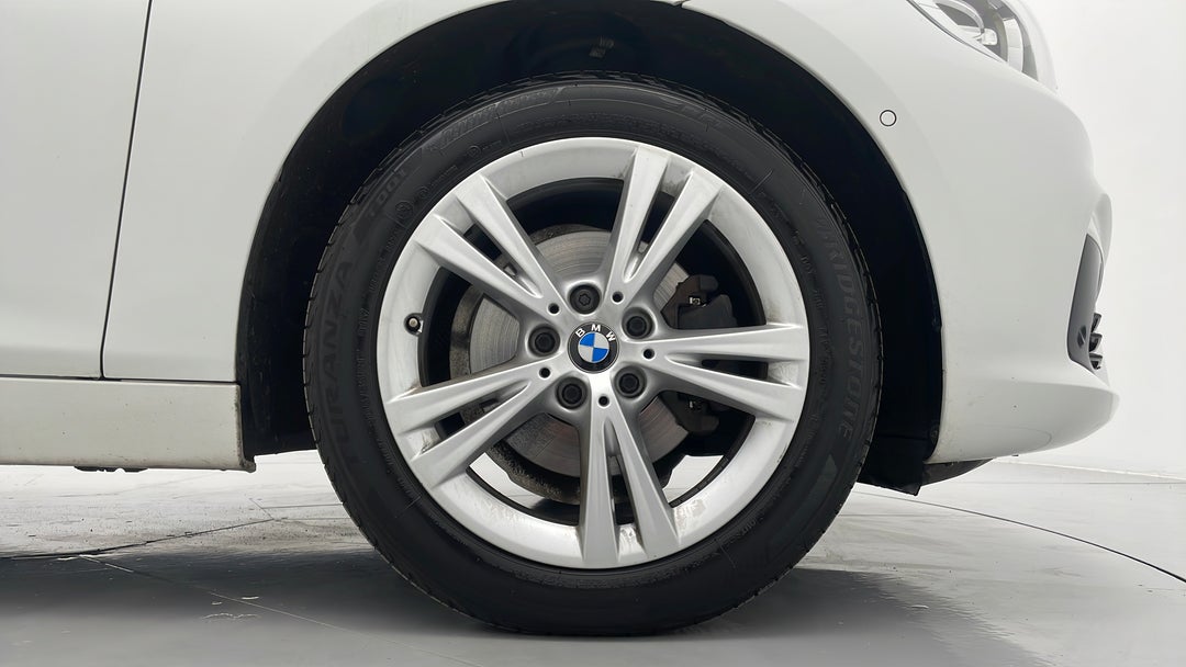 2014 BMW 2 18d Active Tourer Luxury Line, Automatic, 99200 km, Right Front Wheel