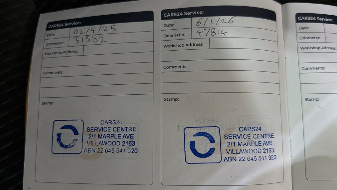 2024 Mitsubishi Outlander Es 7 Seat (2WD), Automatic, 51292 km, Service History