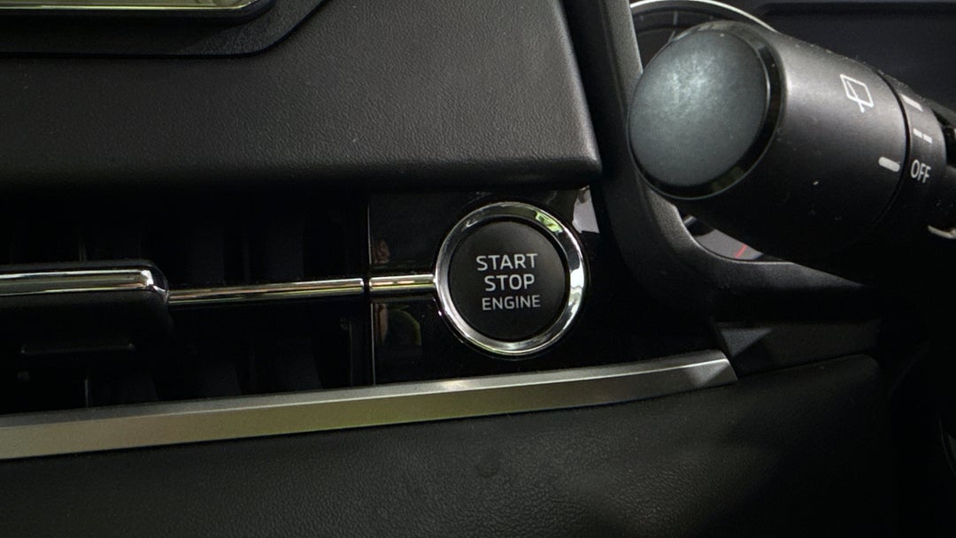 2024 Mitsubishi Outlander Es 7 Seat (2WD), Automatic, 51292 km, Keyless / Button Start