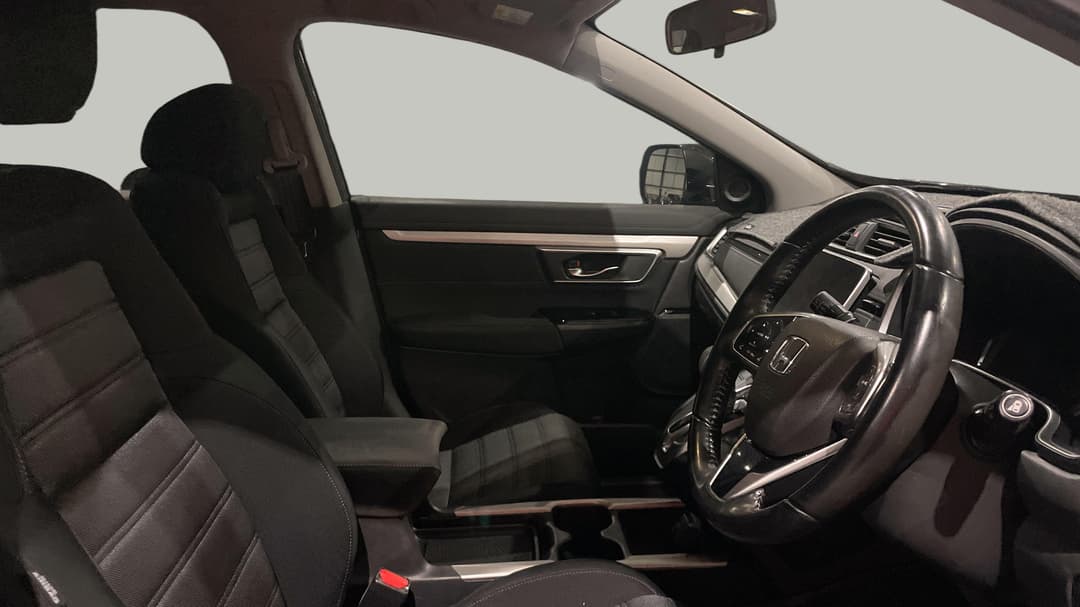 2017 Honda CR-V Vti-s (AWD), Automatic, 48903 km, Right Side Front Door Cabin View