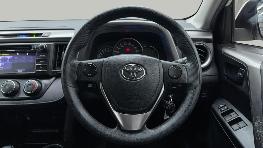 2017 Toyota RAV4 Gx (2WD), Automatic, 161889 km, Steering Wheel Close-up