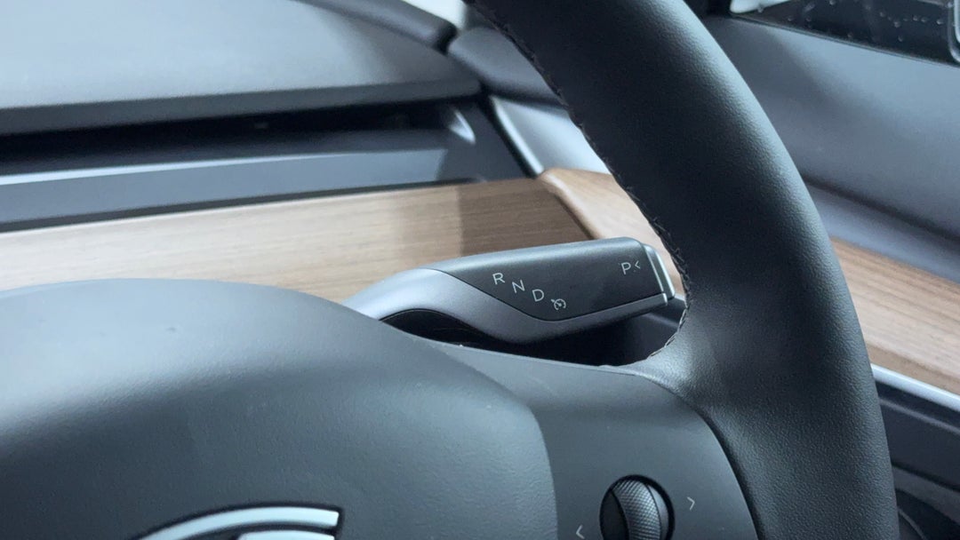 2023 Tesla Model 3 Long Range, Automatic, 9232 km, Gear Lever 