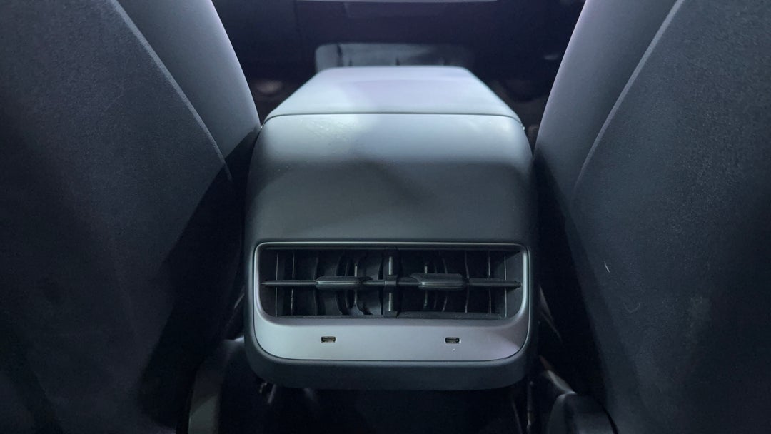2023 Tesla Model 3 Long Range, Automatic, 9232 km, Rear A/C Vent