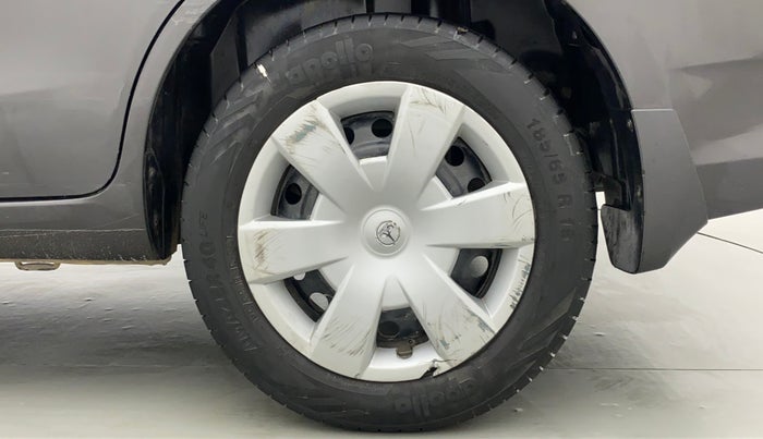 2017 Maruti Ertiga VXI ABS, Petrol, Manual, 99,818 km, Left Rear Wheel