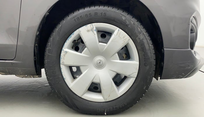 2017 Maruti Ertiga VXI ABS, Petrol, Manual, 99,818 km, Right Front Wheel