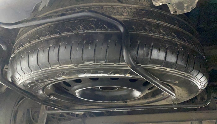2017 Maruti Ertiga VXI ABS, Petrol, Manual, 99,818 km, Spare Tyre