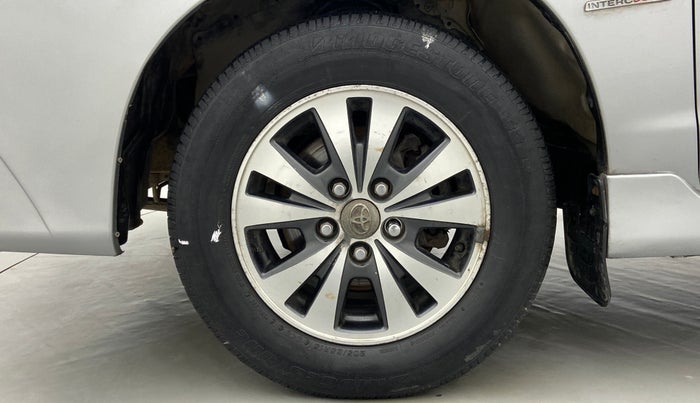 2015 Toyota Innova 2.5 VX 7 STR BS IV, Diesel, Manual, 74,561 km, Left Front Wheel