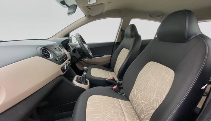 2016 Hyundai Grand i10 SPORTZ 1.2 KAPPA VTVT, Petrol, Manual, 22,982 km, Right Side Front Door Cabin