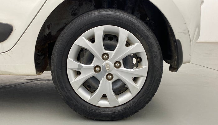 2016 Hyundai Grand i10 SPORTZ 1.2 KAPPA VTVT, Petrol, Manual, 22,982 km, Left Rear Wheel