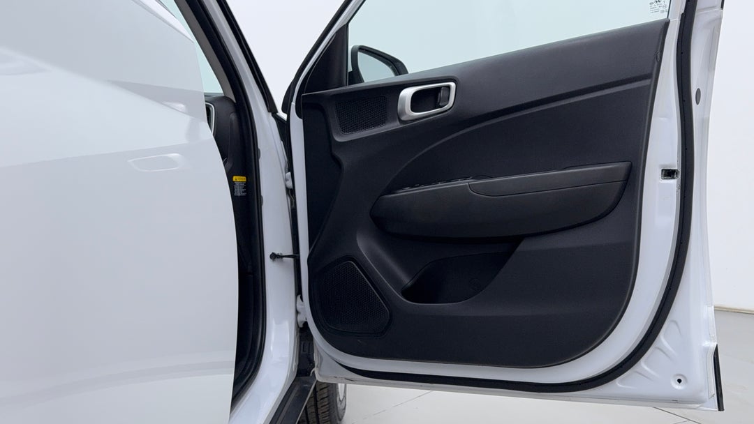 2020 Hyundai Venue Go, Automatic, 62610 km, Speaker View