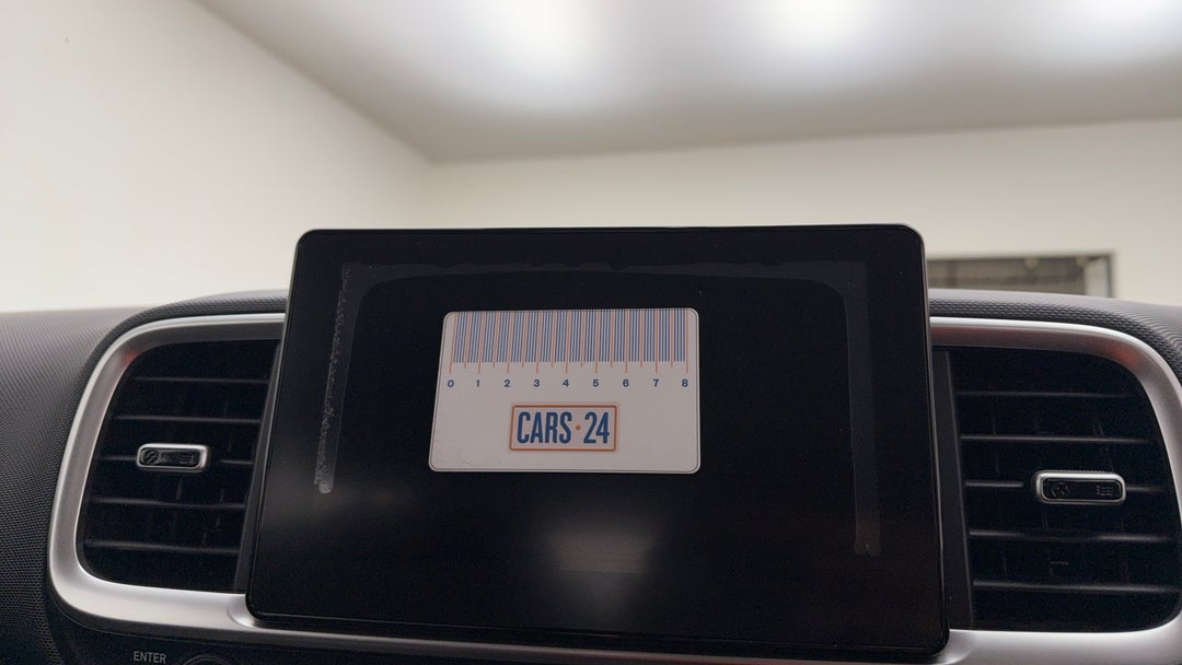 2020 Hyundai Venue Go, Automatic, 62610 km, Miscellaneous Interior Wear